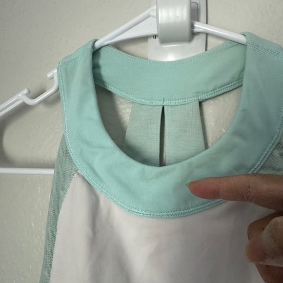 Lululemon Run Make It Count Tank Top Halter Neck Back Cutout White Mint Color S2 - Picture 8 of 9